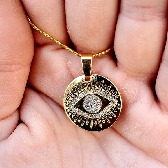 New Rhinestone Evil Eye Protection Gold Necklace. - Picture 9 of 16